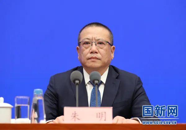 國家能源局：大力發(fā)展光伏發(fā)電、風(fēng)電等可再生能源；多管齊下解決消納問(wèn)題