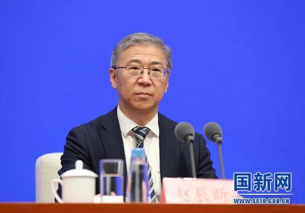 國家能源局：大力發(fā)展光伏發(fā)電、風(fēng)電等可再生能源；多管齊下解決消納問(wèn)題